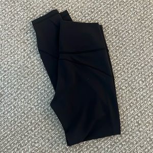 Size 6 Lululemon leggings. In good condition